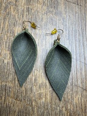 Handmade Leather Olive Green Leaf Drop Earrings Women Jewelry One Size